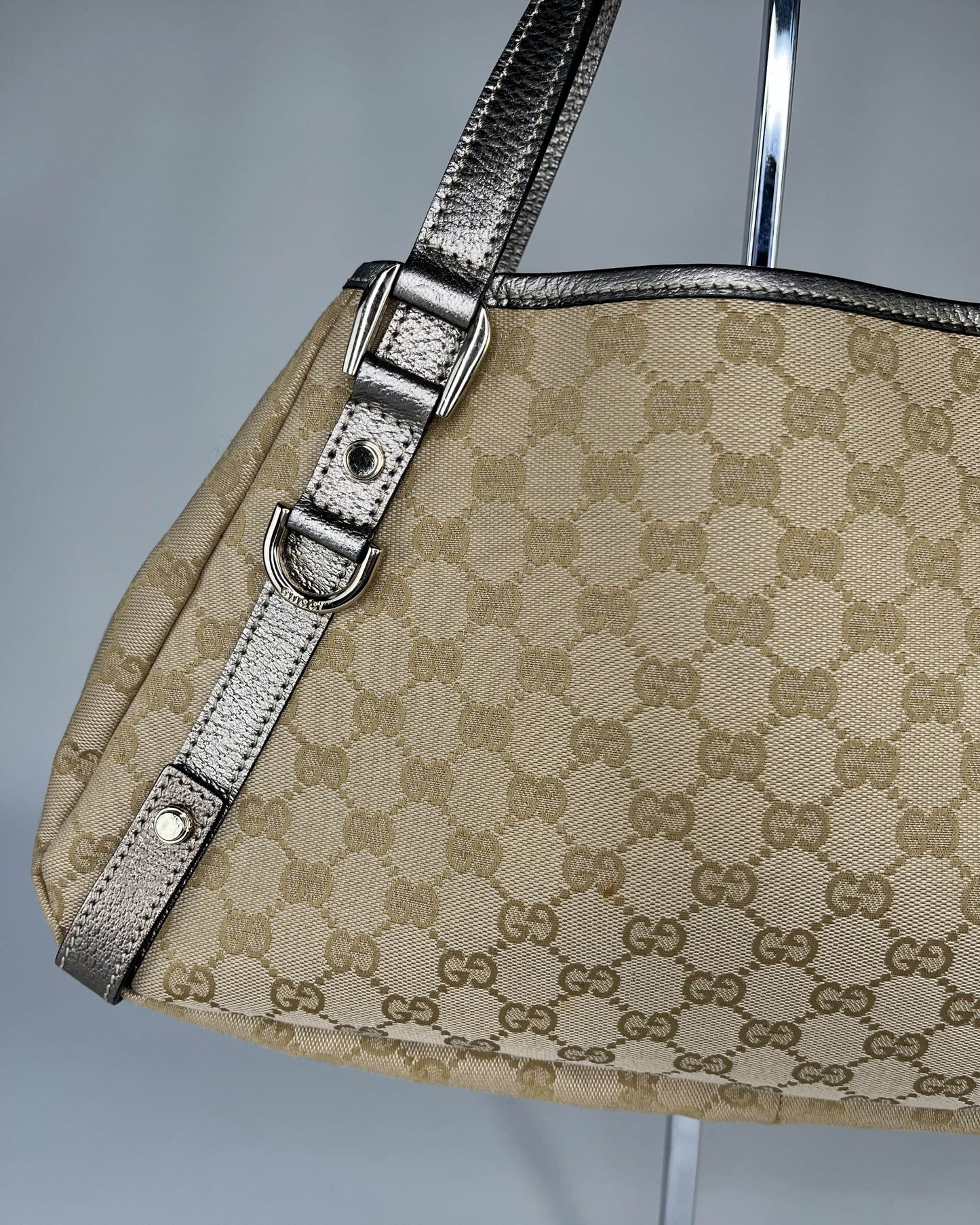 Gucci Abbey Tote Bag
