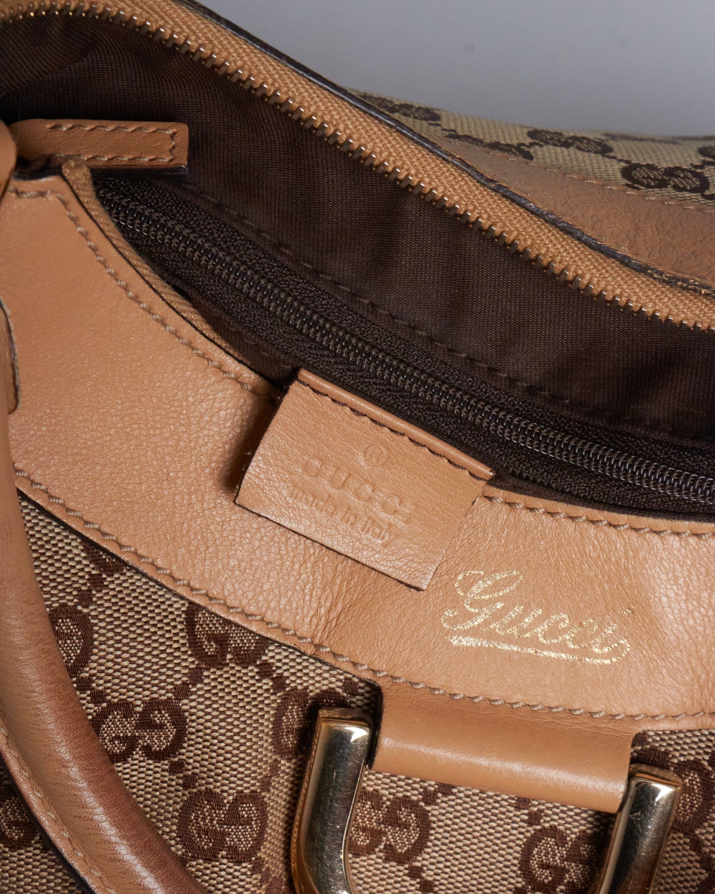 Gucci Abbey D-ring Tote Bag