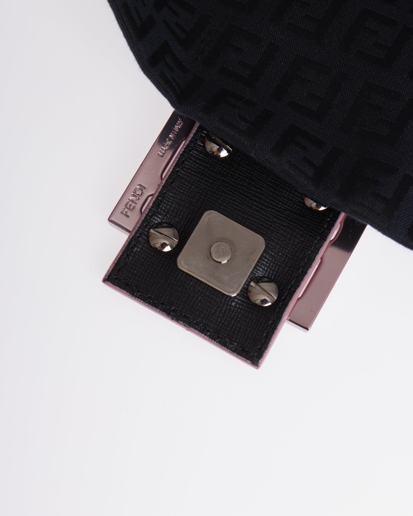 Fendi Mamma Baguette Mini