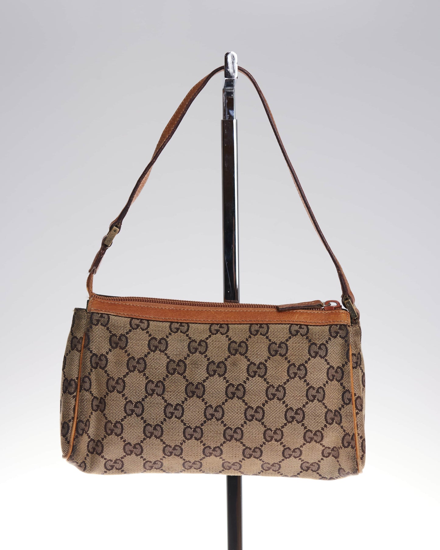 Gucci Abbey D-Ring Pochette