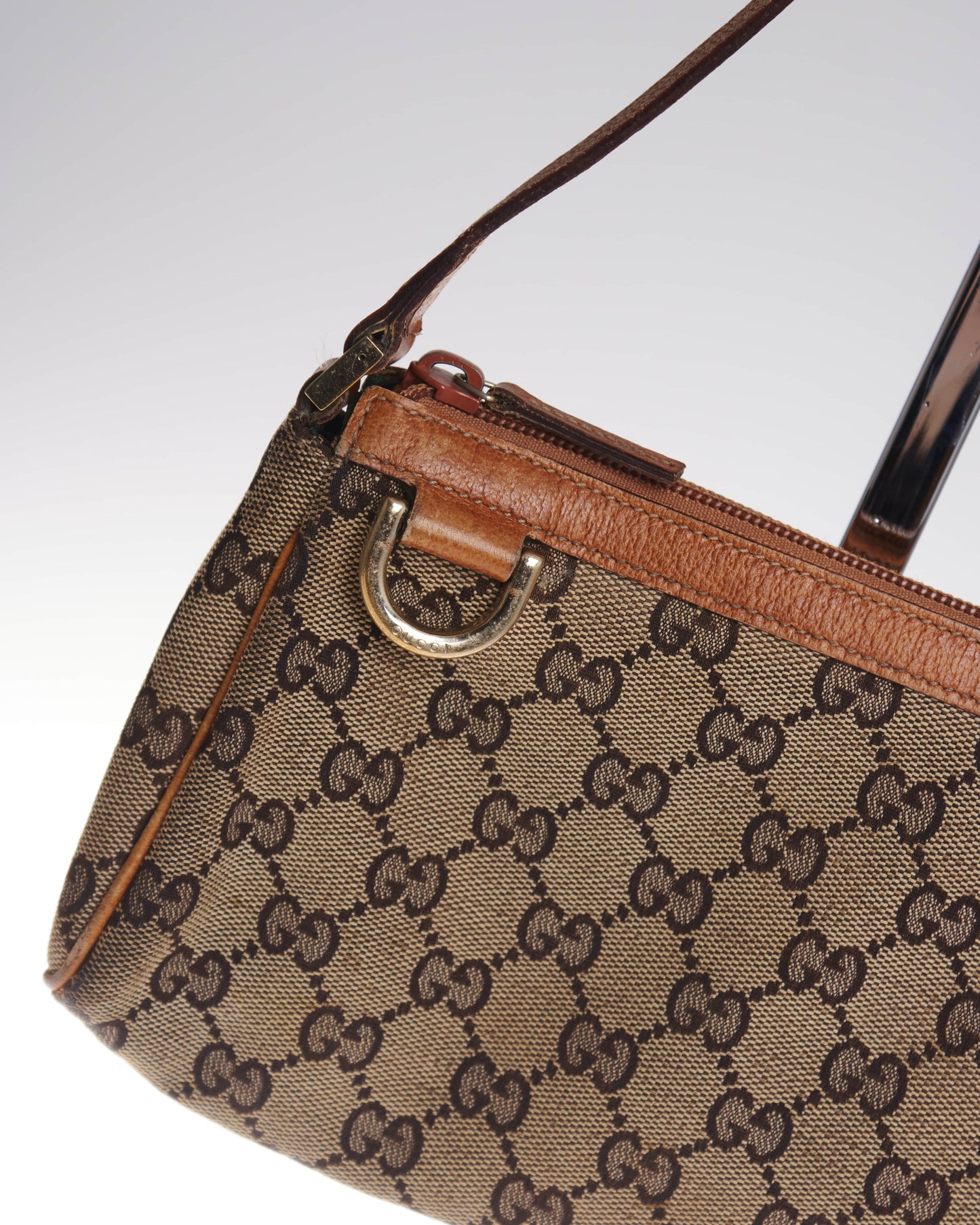 Gucci Abbey D-Ring Pochette