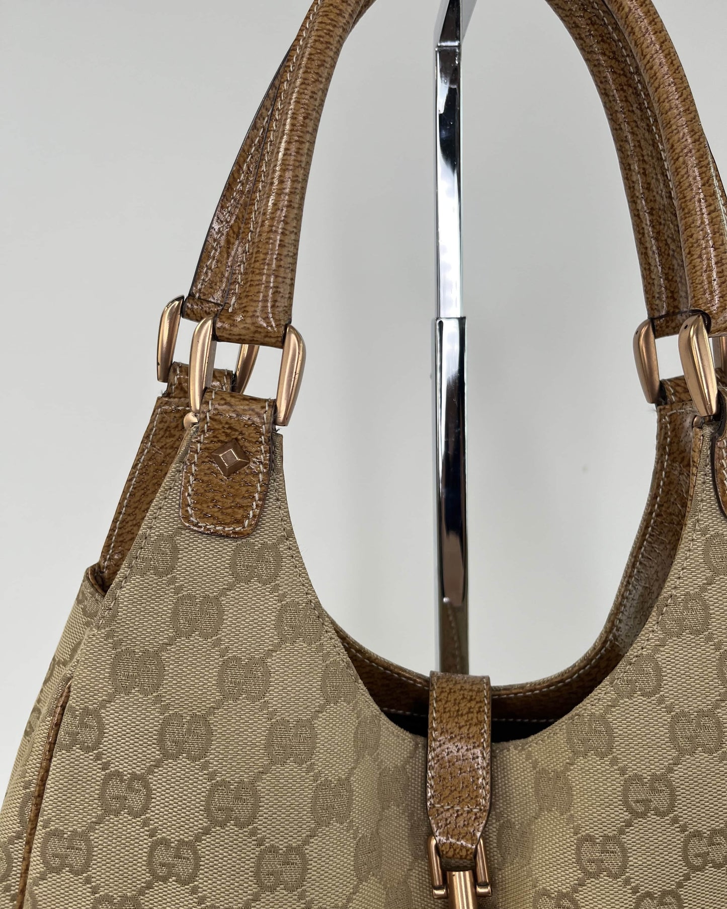 Gucci Jackie Bardot