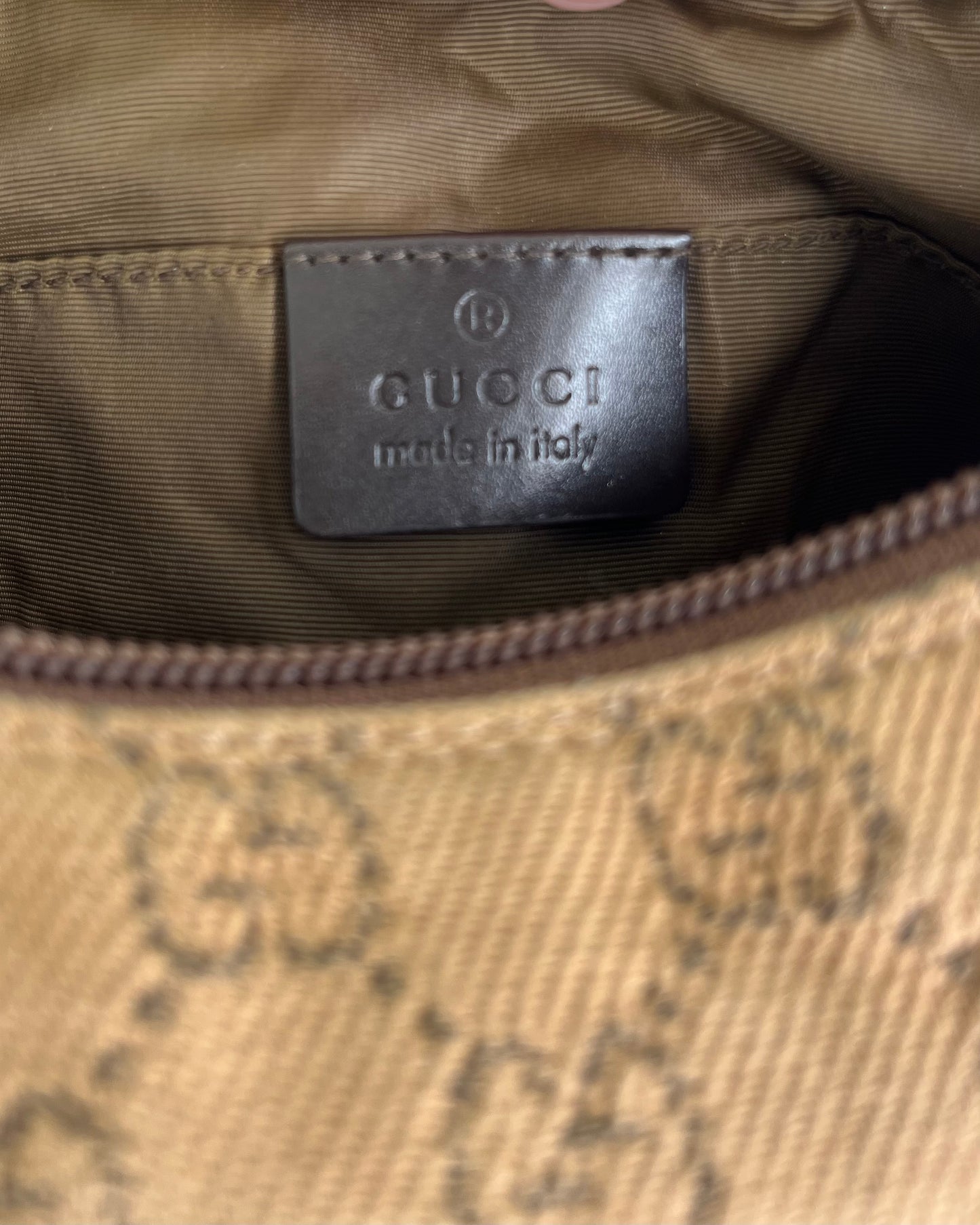 Gucci GG canvas baguette