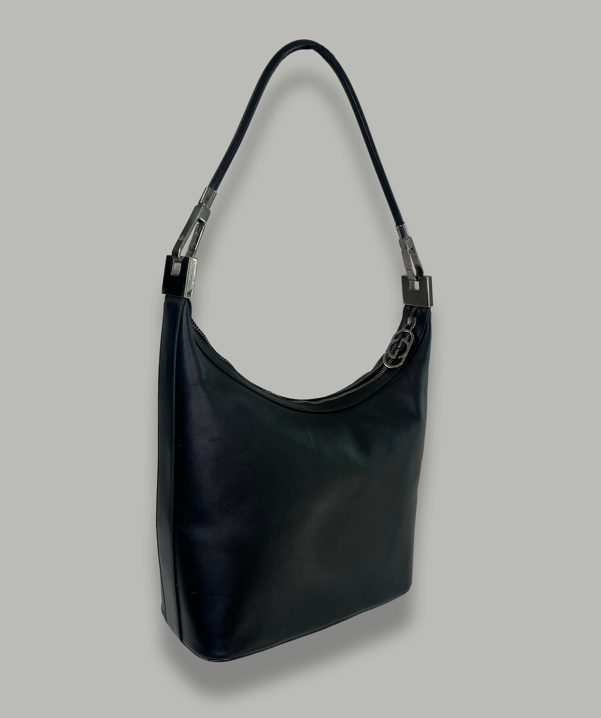 Gucci by Tom Ford Black Leather Shoulderbag – Amber Handbags Gucci by Tom Ford Black Leather Shoulderbag – Amber Handbags