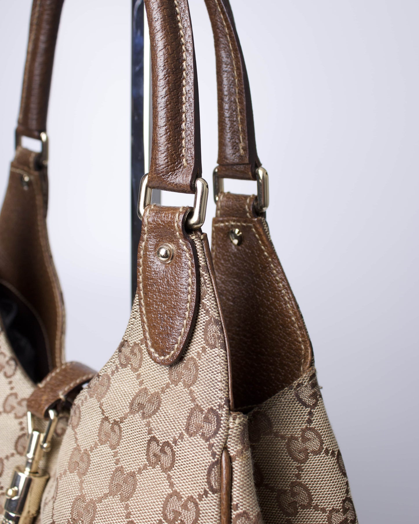 Gucci Jackie Bardot
