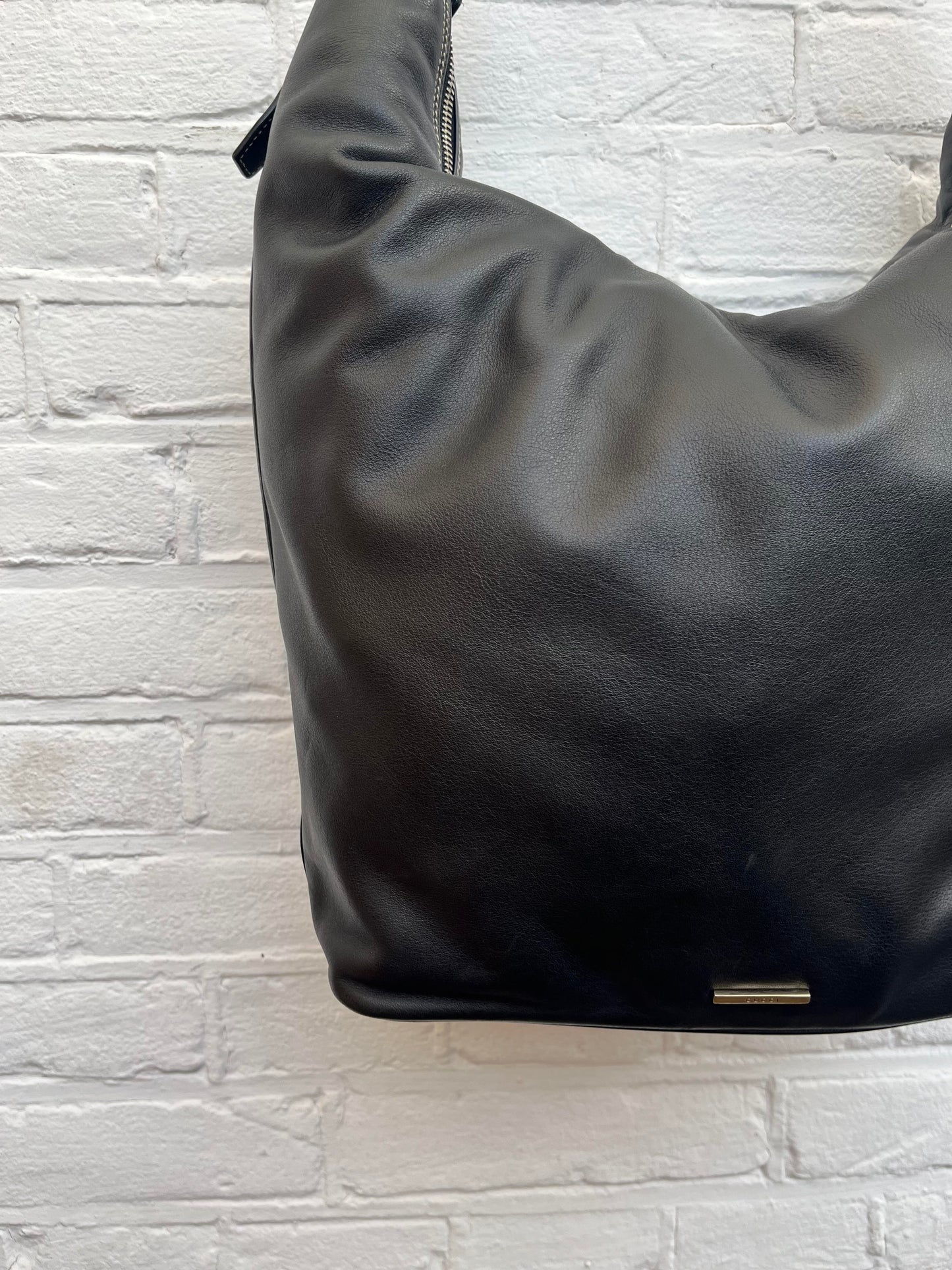 Gucci Black Leather Shoulder Bag